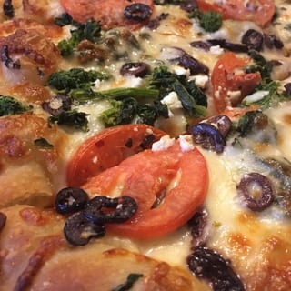 14" Pizza